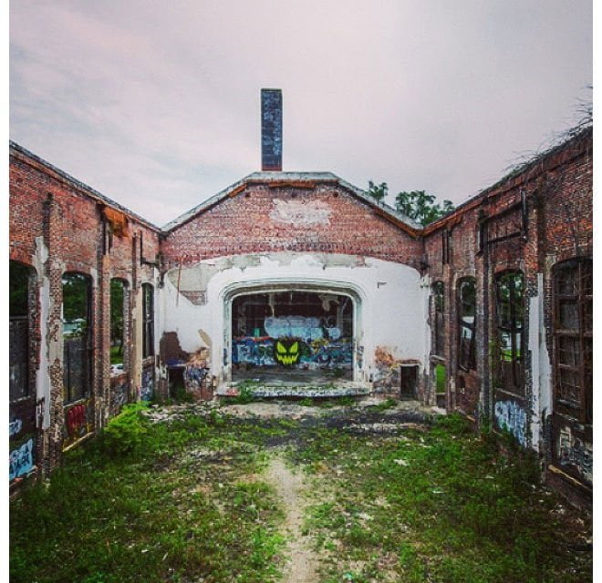 abandonedfl-public-school-4