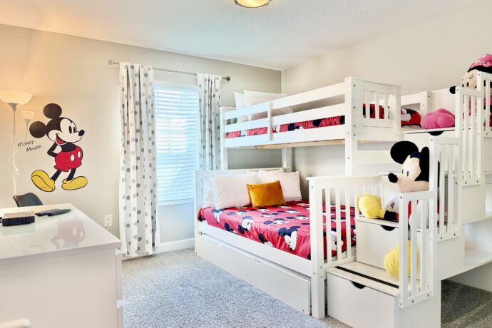 Quarto com beliche + solteiro