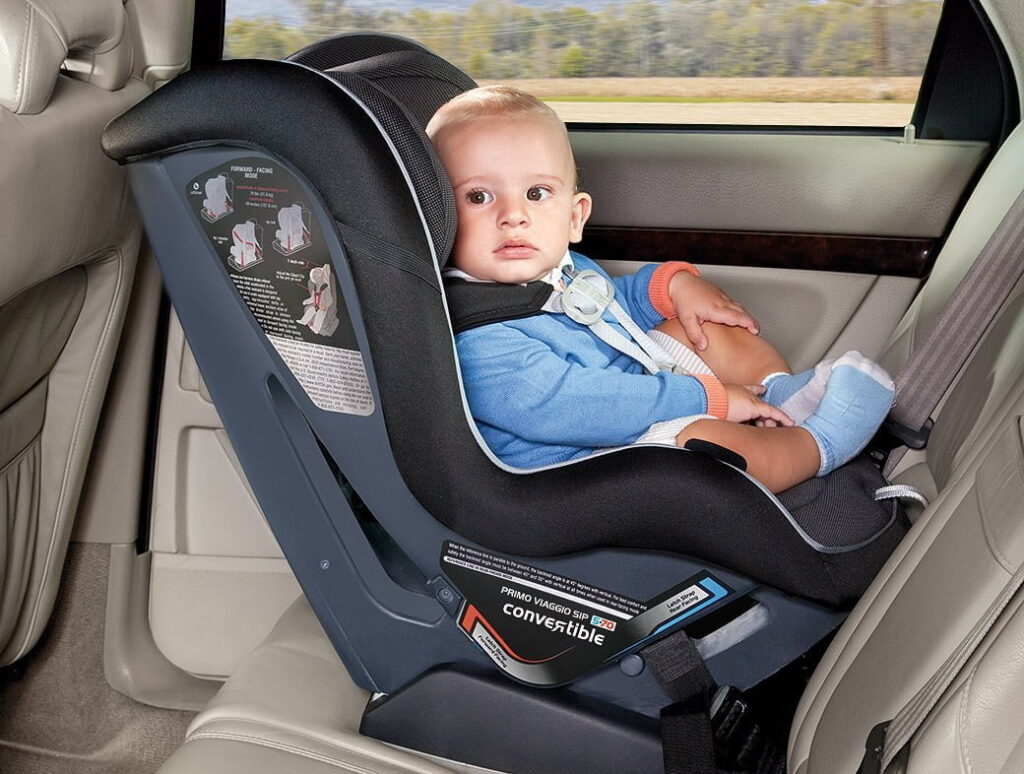 Child seat: dicas para carregar as crianças com segurança no carro em Orlando