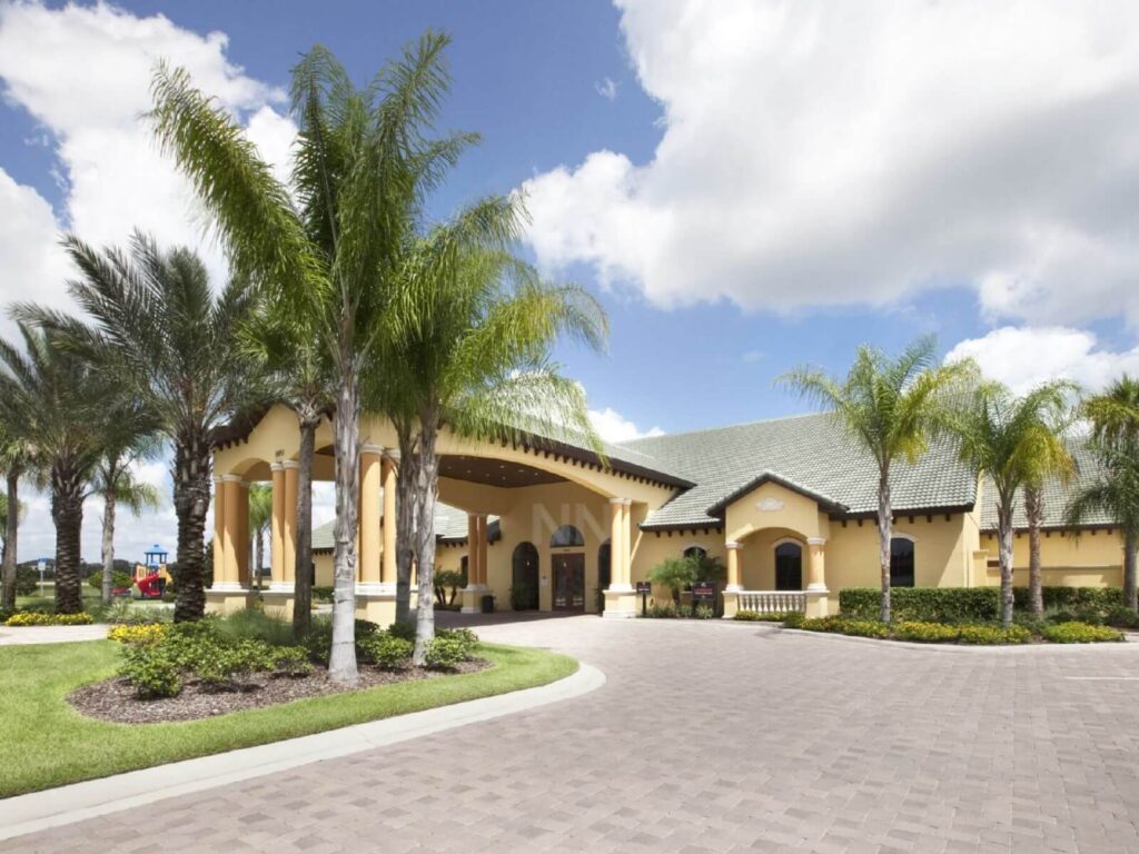 Paradise Palms Resort