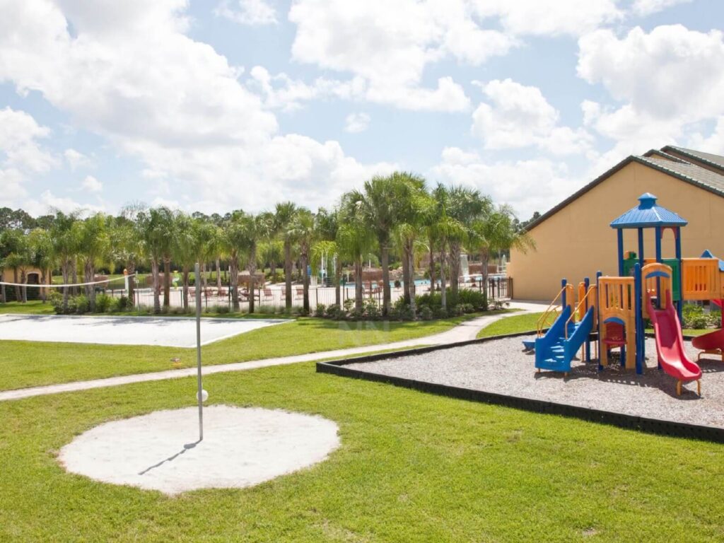 Paradise Palms Resort