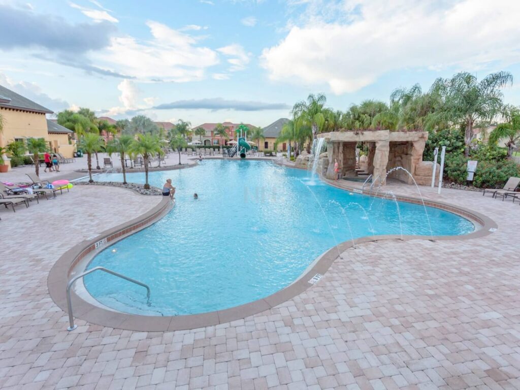 Paradise Palms Resort