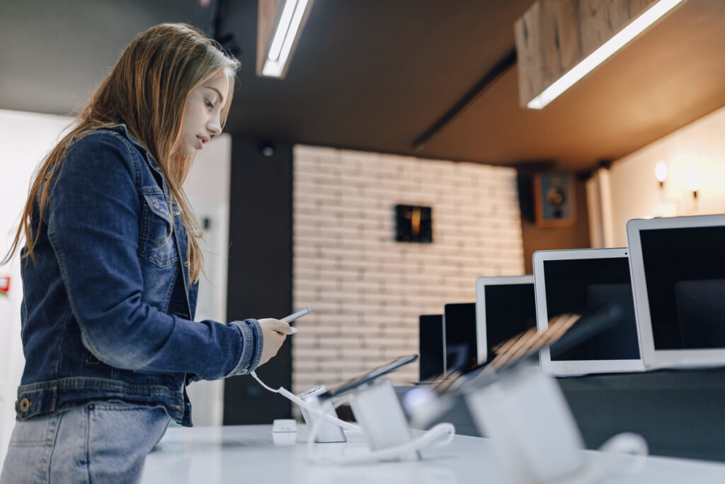 Loja da Apple em Orlando: onde fica, como funciona e vantagens de comprar lá